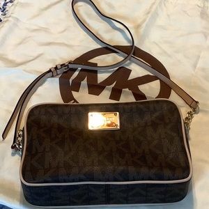 Michael Kors brown canvas, Crossbody